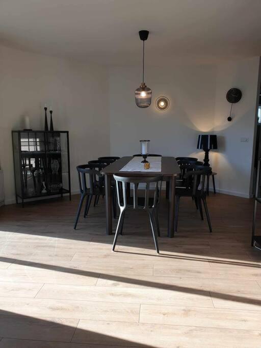 Greenhouse Golden Circle Villa 레이크홀트 외부 사진